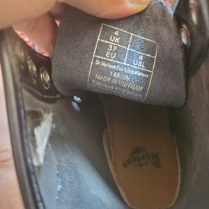 Dr. Martens Shoes - Dr. Marten combat boots Dr. Martens Shoes - Dr. Marten combat boots